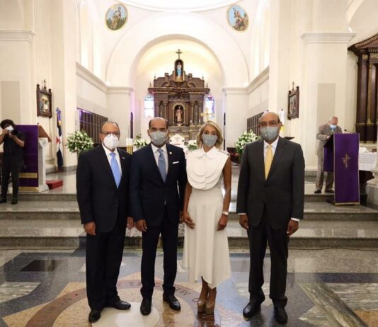 Seguros Reservas celebra misa de acción de gracias por su 19 aniversario en la Catedral de Santiago