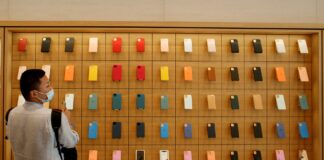 Apple se convierte en la primera compañía del mundo en superar los tres billones de dólares de valor en Bolsa