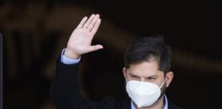 Gabriel Boric presenta su gabinete en Chile moderado con mayoría de mujeres. 4 señales del próximo gobierno del país.