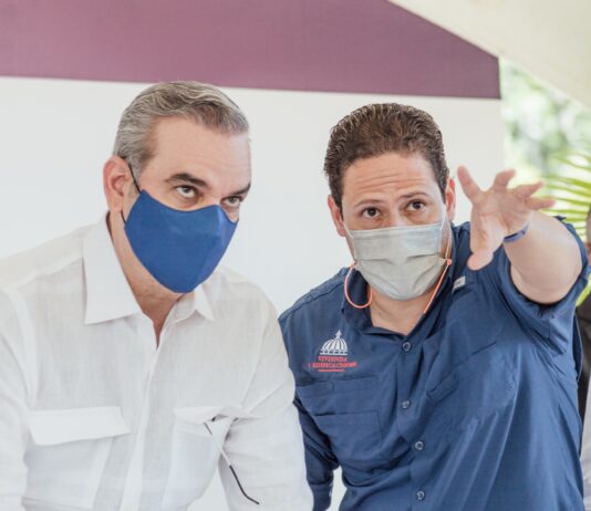 El desarrollo de este moderno hospital regional estima generar mas de 5,900 empleos directos para la provincia, con una inversión total de 6,557 millones de pesos.