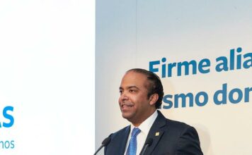 Abinader resalta en FITUR importante rol de Banreservas en el crecimiento y desarrollo del país. Anuncia que contratan a Ifema para construir centro de exposiciones y convenciones en Santo Domingo.