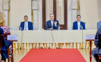 Presidente Abinader impulsa mipymes industriales para que tengan prioridad en procesos de compra de 18 instituciones del estado