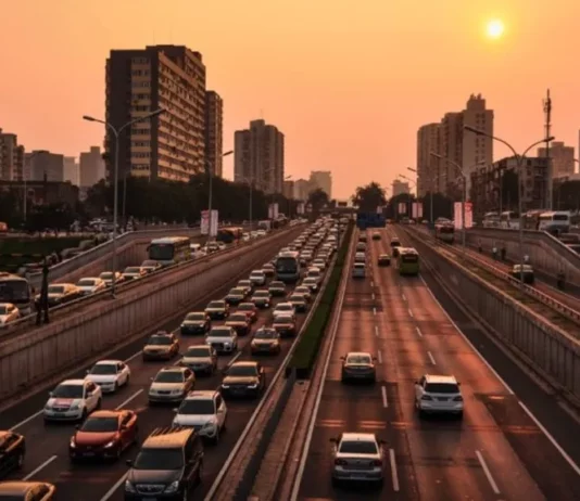 Compradores pierden el interés en los autos eléctricos ¿Por qué está pasando?