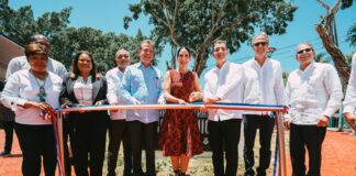 Primera dama, MICM y Popular remozan Parque Central Boca Chica