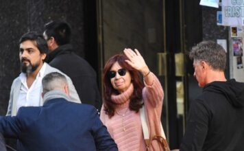 La vicepresidenta argentina sale ilesa tras un fallido intento de asesinato