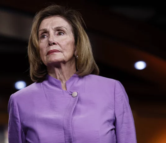 Nancy Pelosi fue reelecta como congresista por California