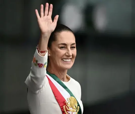 Cómo Sheinbaum ha logrado elevar su popularidad hasta un inédito 85% en sus 6 primeros meses como presidenta de México